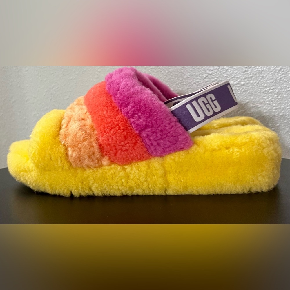 LIKE NEW UGG AUS PRIDE RAINBOW FLUFF YEAH SLIDE SLIPPER Cozy Sheepskin Fur - Picture 2 of 10